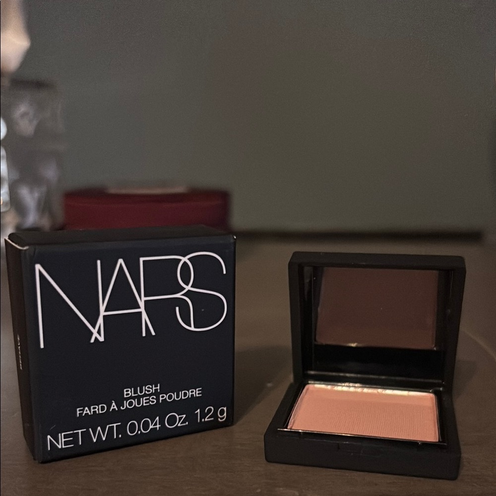 NARS Blush in Behave